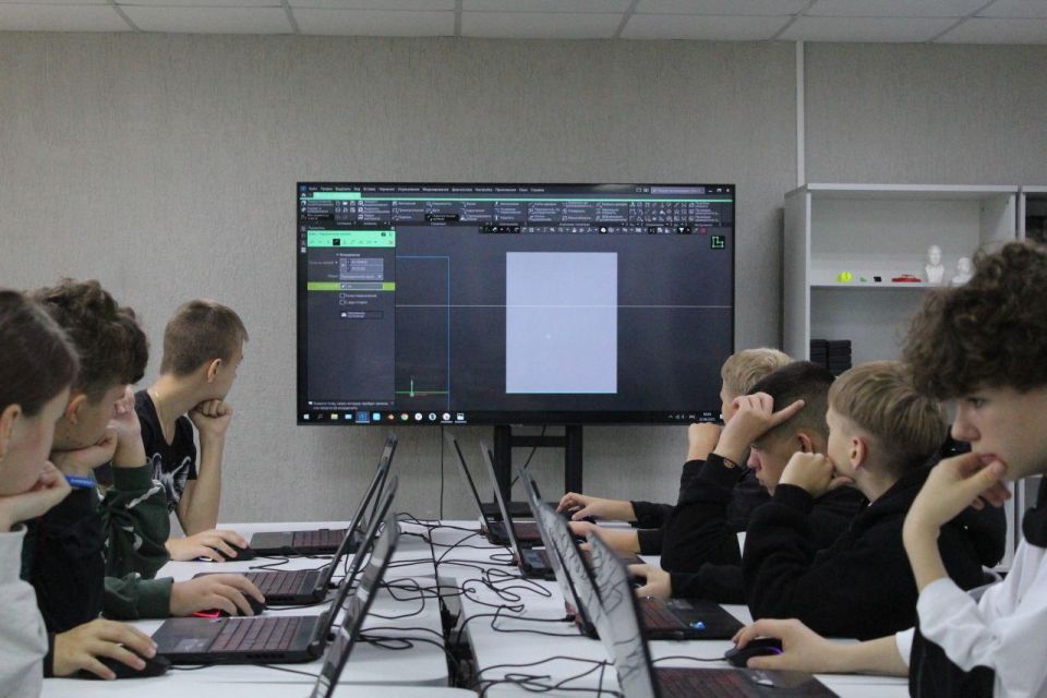 «Горизонт событий» в «Чумляке»: краснодонские школьники учатся, творят и отдыхают! «Горизонт событий» в «Чумляке»: краснодонские школьники учатся, творят и отдыхают!