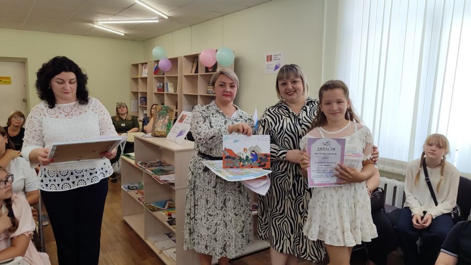 В модельной библиотеке МБУ "АГЦБС" подвели итоги марафона библиотечного летнего чтения "Летом с книгой я дружу", на котором приняли участие в онлайн формате МКУК "Ипатовская ЦБС" Ставропольского края В модельной библиотеке МБУ "АГЦБС" подвели итоги марафона библиотечного летнего чтения "Летом с книгой я дружу", на котором приняли участие в онлайн формате МКУК "Ипатовская ЦБС" Ставропольского края