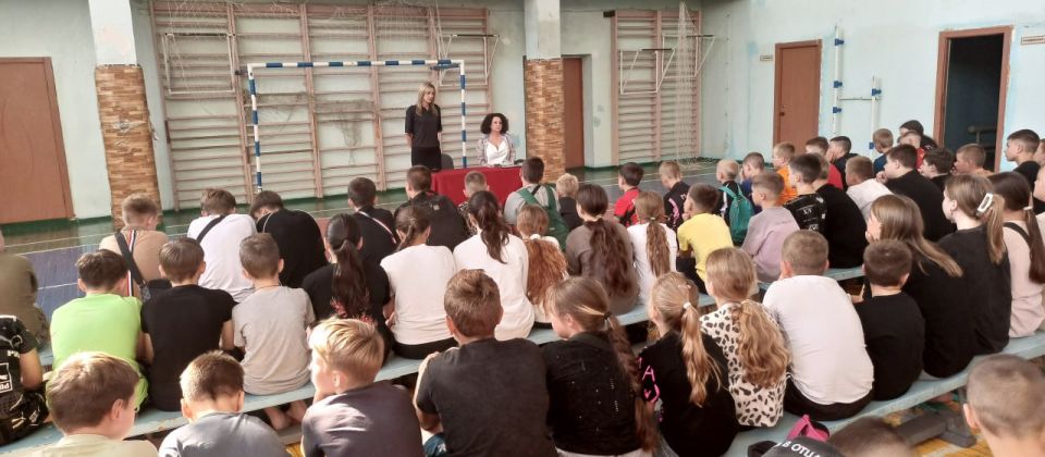 В Молодогвардейской спортивной школе № 2 провели профилактическую беседу для детей В Молодогвардейской спортивной школе № 2 провели профилактическую беседу для детей