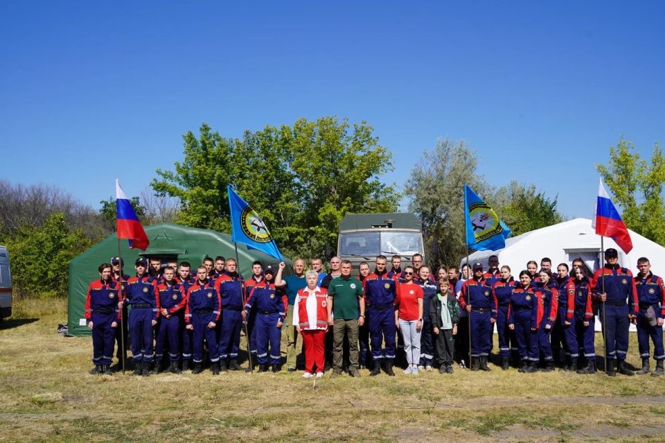 28-29.08.2025 года специалисты Министерства чрезвычайных ситуаций Луганской Народной Республики приняли участие в работе учебно-тренировочных сборов Всероссийского студенческого корпуса спасателей