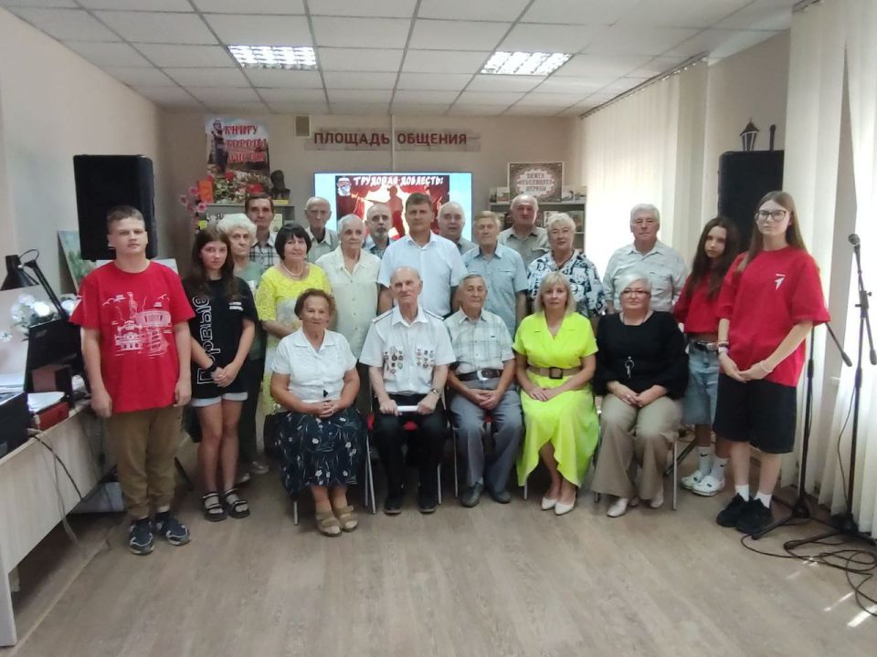 Роман Лысенко: В канун 90-летия стахановского движения принял участие в мероприятии исторический экскурс «Трудовые подвиги наших земляков», которое прошло в модельной библиотеке БИБЛИОПРОСПЕКТ города Алчевска Роман Лысенко: В канун 90-летия стахановского движения принял участие в мероприятии исторический экскурс «Трудовые подвиги наших земляков», которое прошло в модельной библиотеке БИБЛИОПРОСПЕКТ города Алчевска