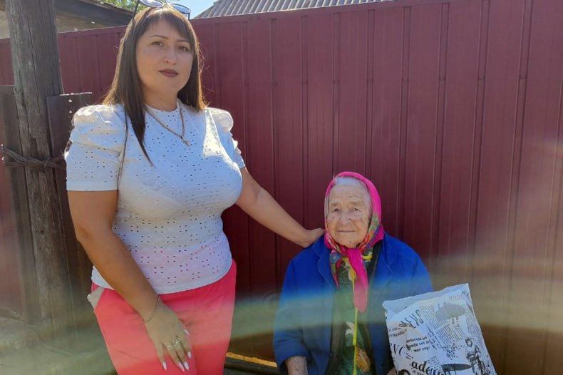 В пгт Ленинский поздравили участников ВОВ с 80-летием Победы над милитаристской Японией В пгт Ленинский поздравили участников ВОВ с 80-летием Победы над милитаристской Японией