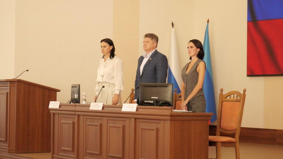 Депутаты поддержали инициативу о присвоении мостам Луганска названия Московский и Нижнетагильский Депутаты поддержали инициативу о присвоении мостам Луганска названия Московский и Нижнетагильский