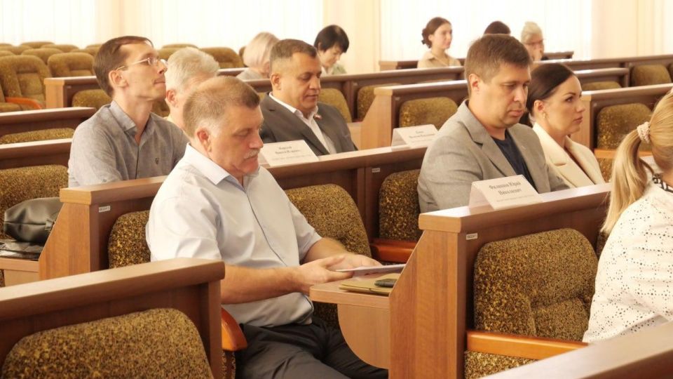 Депутаты поддержали инициативу о присвоении мостам Луганска названия Московский и Нижнетагильский Депутаты поддержали инициативу о присвоении мостам Луганска названия Московский и Нижнетагильский