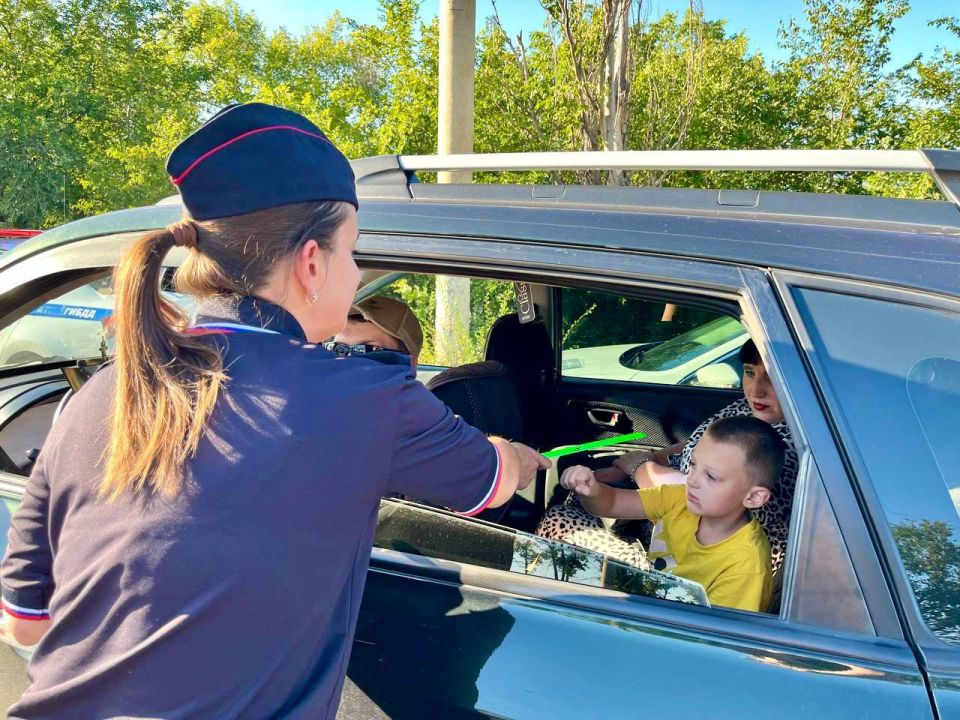 В столице республики сотрудники Госавтоинспекции напомнили водителям о приближающемся начале учебного года В столице республики сотрудники Госавтоинспекции напомнили водителям о приближающемся начале учебного года