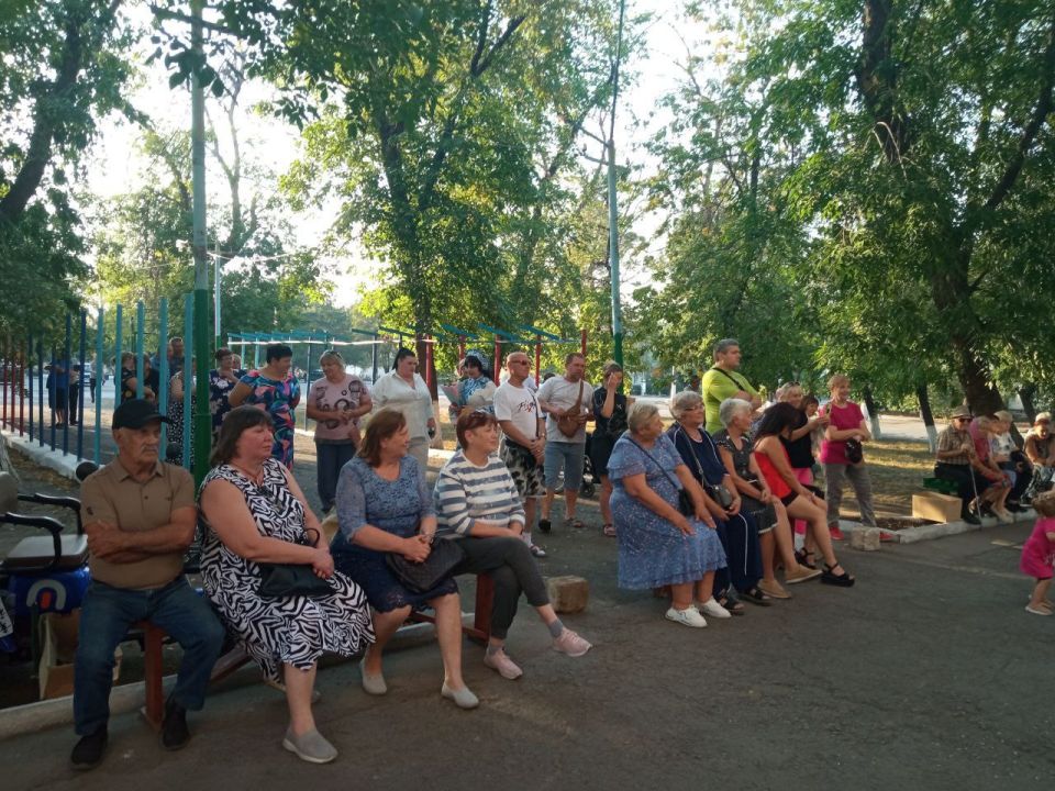 День шахтера - это важный и уважаемый праздник, особенно для нашего региона, чья история и слава неразрывно связаны с угольной промышленностью День шахтера - это важный и уважаемый праздник, особенно для нашего региона, чья история и слава неразрывно связаны с угольной промышленностью