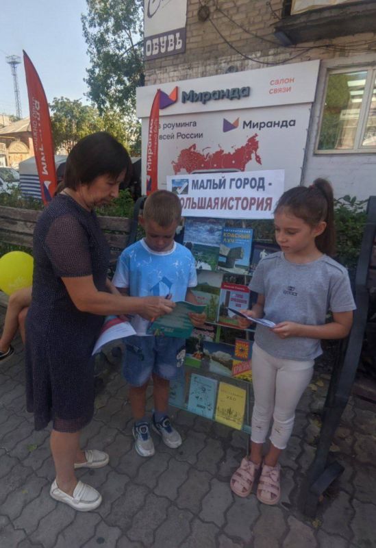 Самые эрудированные ребята участвуют в книжных викторинах! Самые эрудированные ребята участвуют в книжных викторинах!