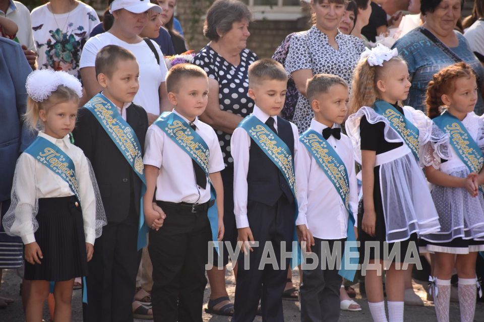 В школах Перевальского района прозвенел первый звонок В школах Перевальского района прозвенел первый звонок