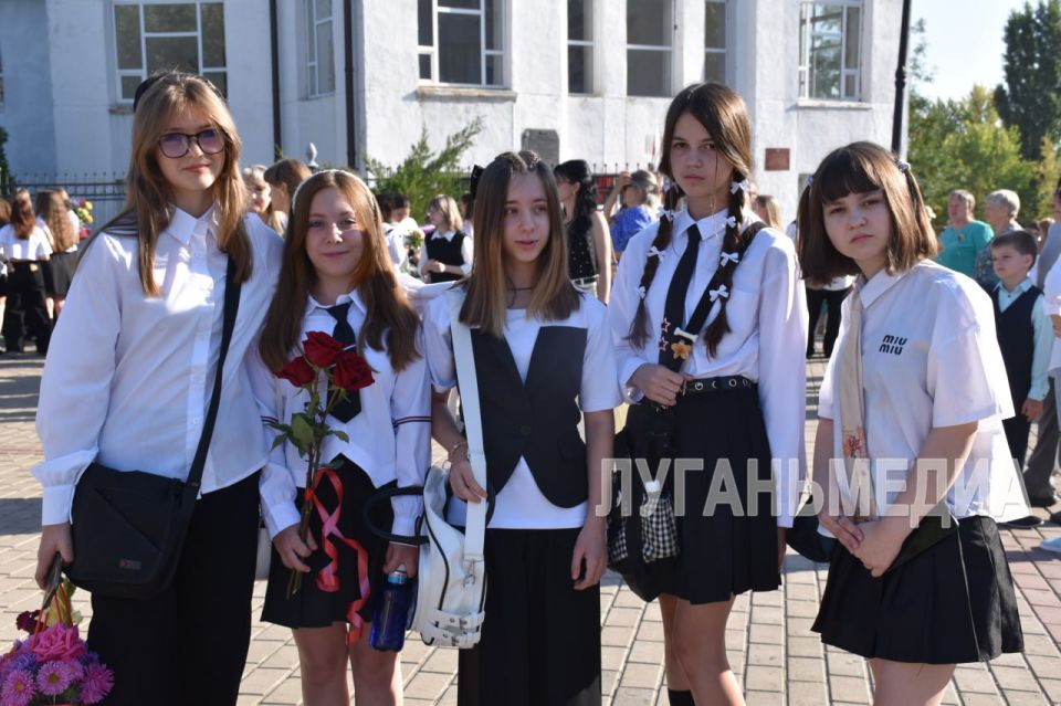 Краснодонский округ встретил День знаний Краснодонский округ встретил День знаний