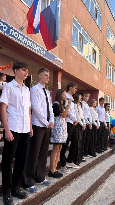 Сегодня принял участие в торжественном мероприятии посвященном дню знаний в УВК#5 «Перспектива» «имени Героя СВО Максима Викторовича Снитко» Сегодня принял участие в торжественном мероприятии посвященном дню знаний в УВК#5 «Перспектива» «имени Героя СВО Максима Викторовича Снитко»