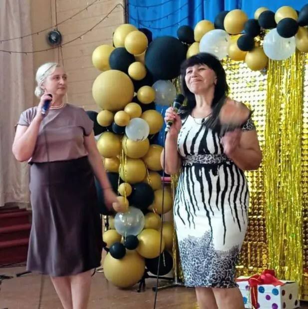 В мире существуют тысячи профессий, и каждая из них важна и необходима В мире существуют тысячи профессий, и каждая из них важна и необходима