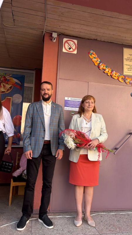Сегодня принял участие в торжественном мероприятии посвященном дню знаний в УВК#5 «Перспектива» «имени Героя СВО Максима Викторовича Снитко» Сегодня принял участие в торжественном мероприятии посвященном дню знаний в УВК#5 «Перспектива» «имени Героя СВО Максима Викторовича Снитко»