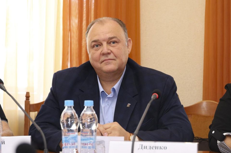 В Луганске обсудили особенности развития социального предпринимательства в республике В Луганске обсудили особенности развития социального предпринимательства в республике