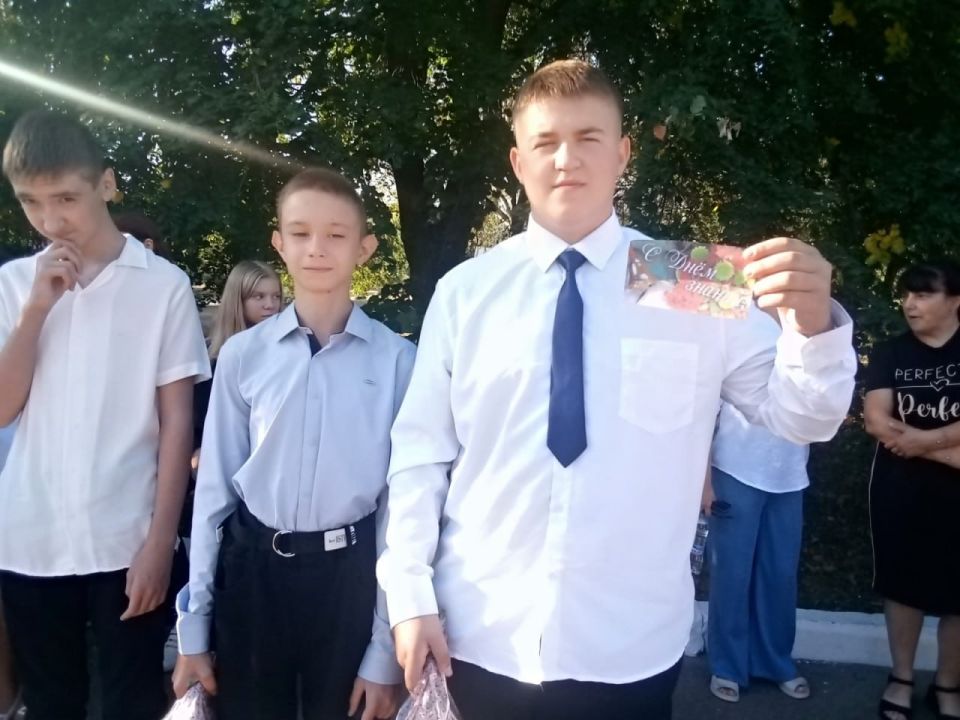 Зимогорьевский дом культуры присоединился к поздравлениям школьников с Днем Знаний Зимогорьевский дом культуры присоединился к поздравлениям школьников с Днем Знаний