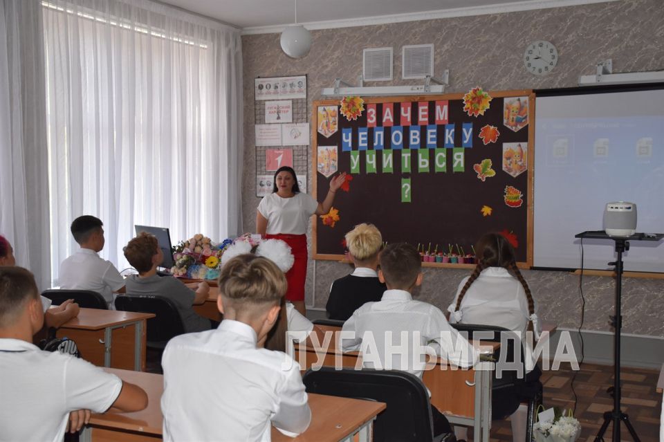 В школах Перевальского района прозвенел первый звонок В школах Перевальского района прозвенел первый звонок