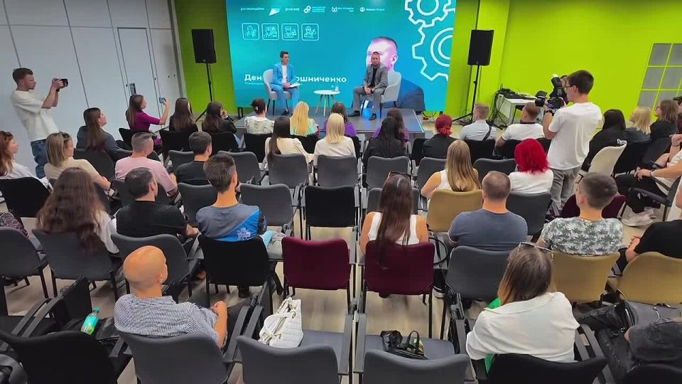 Вспоминаем, как прошел Форум работающей молодежи
