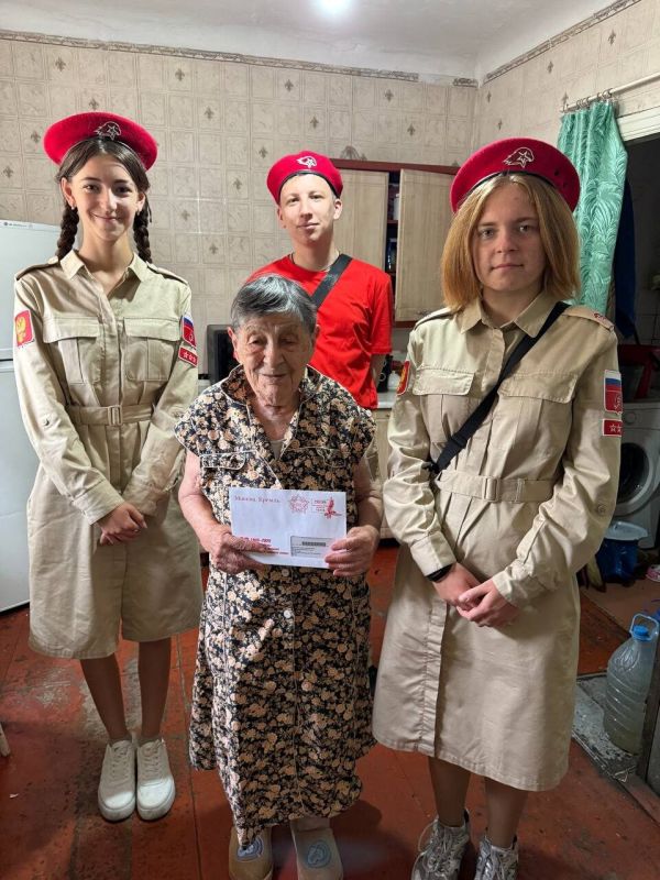 В преддверии празднования 80-летия Победы над милитаристской Японией и окончания Второй мировой войны в городском округе продолжается вручение адресных поздравительных писем от Президента РФ жителям нашего города, которые в... В преддверии празднования 80-летия Победы над милитаристской Японией и окончания Второй мировой войны в городском округе продолжается вручение адресных поздравительных писем от Президента РФ жителям нашего города, которые в...