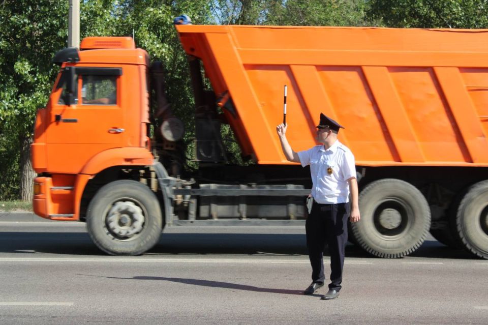 В День Знаний сотрудники Госавтоинспекции обеспечили безопасность дорожного движения В День Знаний сотрудники Госавтоинспекции обеспечили безопасность дорожного движения