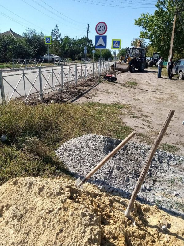 На прошедшей неделе работниками МУП «ЦКУ Троицкого района» проводились работы по обеспечению бесперебойной работы объектов, находящихся на балансе организации и благоустройству территории муниципального округа На прошедшей неделе работниками МУП «ЦКУ Троицкого района» проводились работы по обеспечению бесперебойной работы объектов, находящихся на балансе организации и благоустройству территории муниципального округа