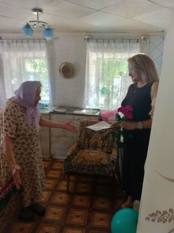 В преддверии празднования 80-летия Победы над милитаристской Японией и окончания Второй мировой войны в городском округе продолжается вручение адресных поздравительных писем от Президента РФ жителям нашего города, которые в... В преддверии празднования 80-летия Победы над милитаристской Японией и окончания Второй мировой войны в городском округе продолжается вручение адресных поздравительных писем от Президента РФ жителям нашего города, которые в...