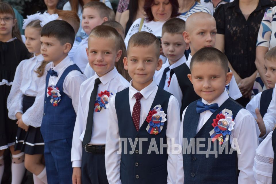 Праздник Первого звонка состоялся в Кировской многопрофильной гимназии Праздник Первого звонка состоялся в Кировской многопрофильной гимназии