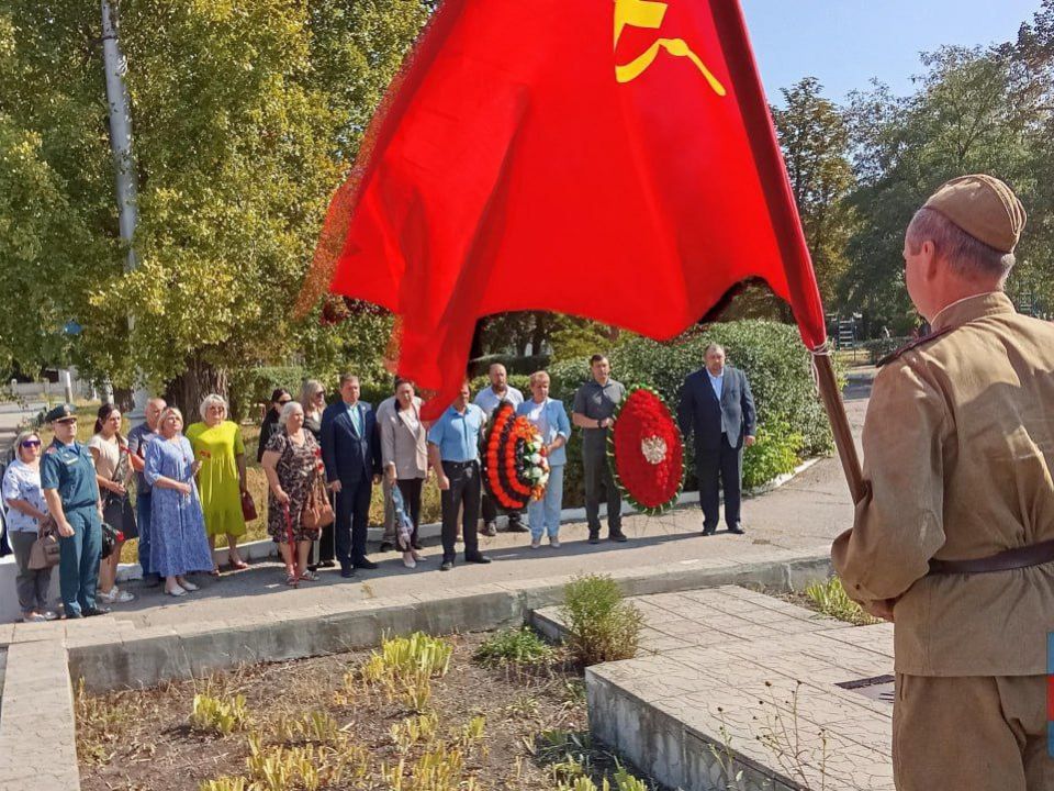 Председатель ТИК Лисичанска приняла участие в праздновании 315-летия города и 82-й годовщины его освобождения Председатель ТИК Лисичанска приняла участие в праздновании 315-летия города и 82-й годовщины его освобождения