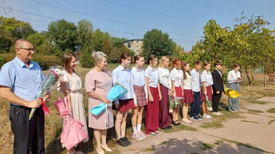 В Алчевске отметили 82-ю годовщину освобождения города от немецко - фашистских захватчиков в годы Великой Отечественной войны В Алчевске отметили 82-ю годовщину освобождения города от немецко - фашистских захватчиков в годы Великой Отечественной войны