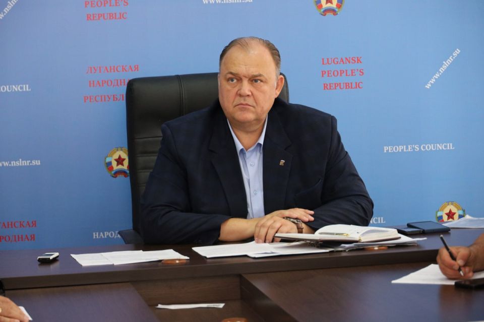 Государственную поддержку предпринимателей и контроль за ценами в республике обсудили в Комитете по экономической политике