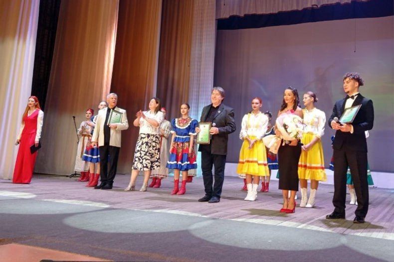 ДК имени Свердлова принимал артистов «Росконцерта» ДК имени Свердлова принимал артистов «Росконцерта»