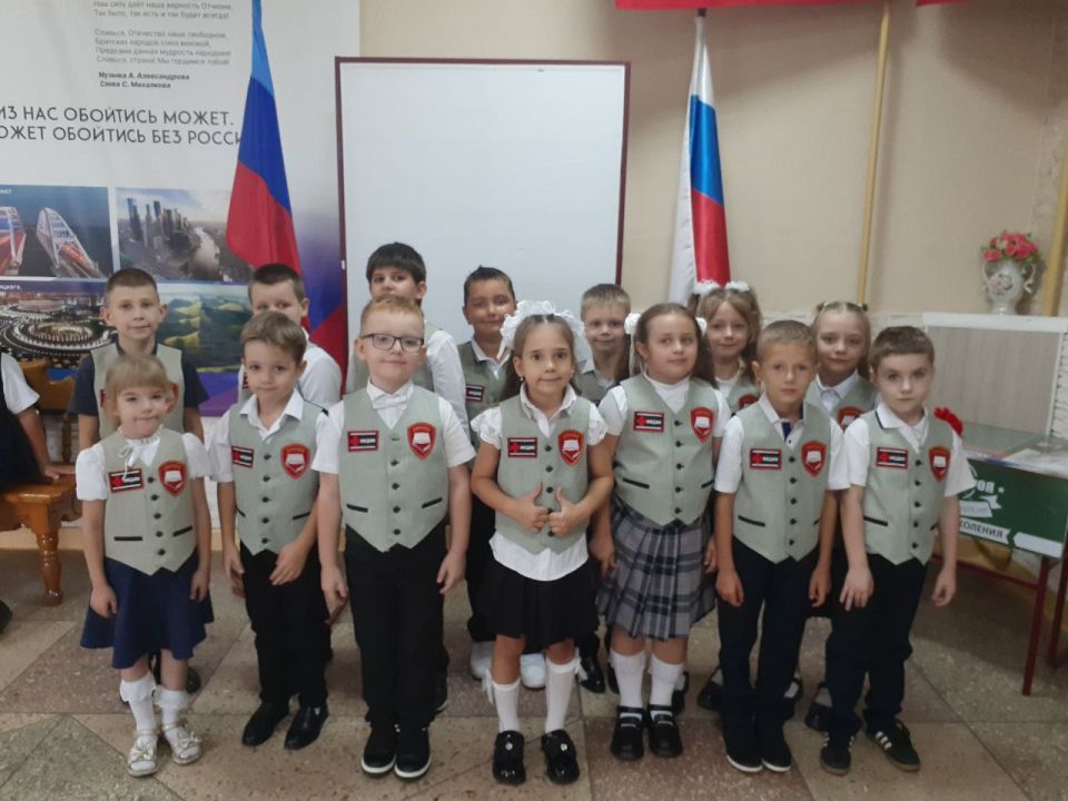 ФУНКЦИОНИРОВАНИЕ КАДЕТСКИХ КЛАССОВ НА БАЗЕ ОБЩЕОБРАЗОВАТЕЛЬНЫХ УЧРЕЖДЕНИЙ ГОРОДСКОГО ОКРУГА ГОРОДА КРАСНЫЙ ЛУЧ ФУНКЦИОНИРОВАНИЕ КАДЕТСКИХ КЛАССОВ НА БАЗЕ ОБЩЕОБРАЗОВАТЕЛЬНЫХ УЧРЕЖДЕНИЙ ГОРОДСКОГО ОКРУГА ГОРОДА КРАСНЫЙ ЛУЧ