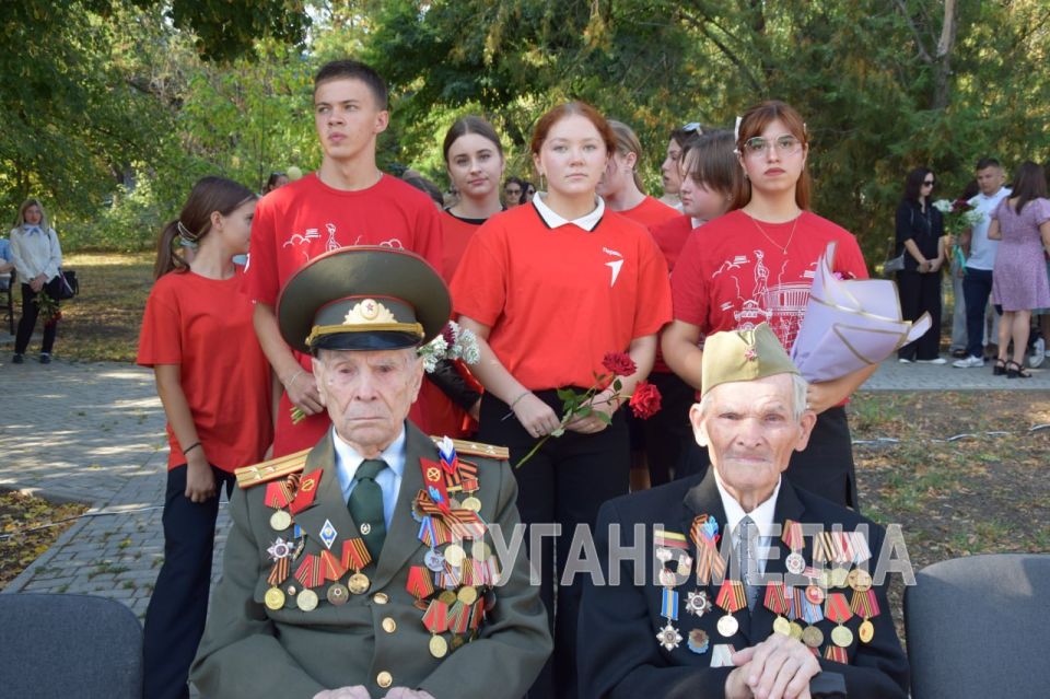 На Славяносербщине отметили 82-ю годовщину освобождения от немецко-фашистских захватчиков На Славяносербщине отметили 82-ю годовщину освобождения от немецко-фашистских захватчиков