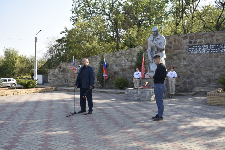 В Перевальске состоялся митинг ко Дню освобождения Перевальщины от немецко-фашистских захватчиков В Перевальске состоялся митинг ко Дню освобождения Перевальщины от немецко-фашистских захватчиков