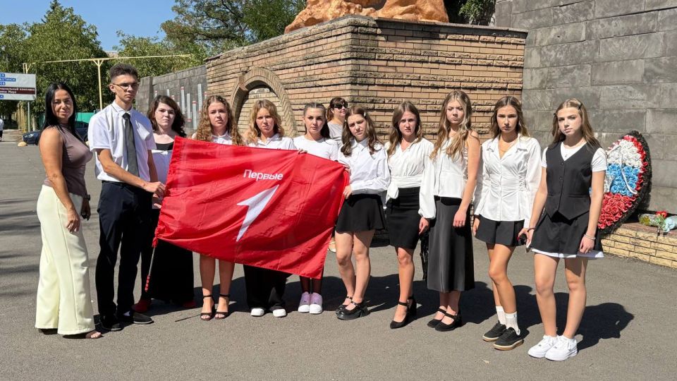 Единороссы и молодежь почтили память земляков, погибших в годы ВОВ Единороссы и молодежь почтили память земляков, погибших в годы ВОВ