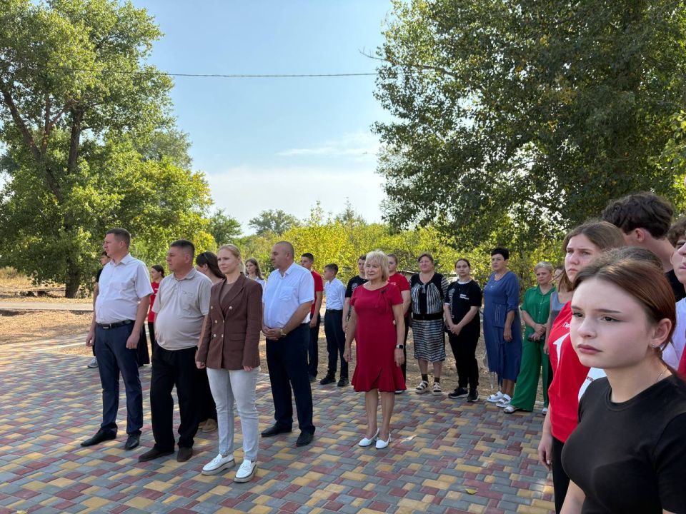 Альберт Зинченко: 2 сентября Первый заместитель руководителя Администрации Главы Луганской Народной Республики Анна Рослякова посетила с рабочим визитом Станично-Луганский муниципальный округ Альберт Зинченко: 2 сентября Первый заместитель руководителя Администрации Главы Луганской Народной Республики Анна Рослякова посетила с рабочим визитом Станично-Луганский муниципальный округ