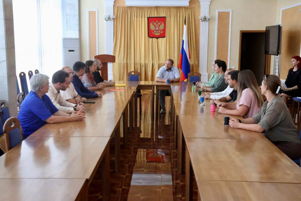 В Луганскую Народную Республику прибыли шесть победителей программы «Земский работник культуры» из разных уголков России В Луганскую Народную Республику прибыли шесть победителей программы «Земский работник культуры» из разных уголков России
