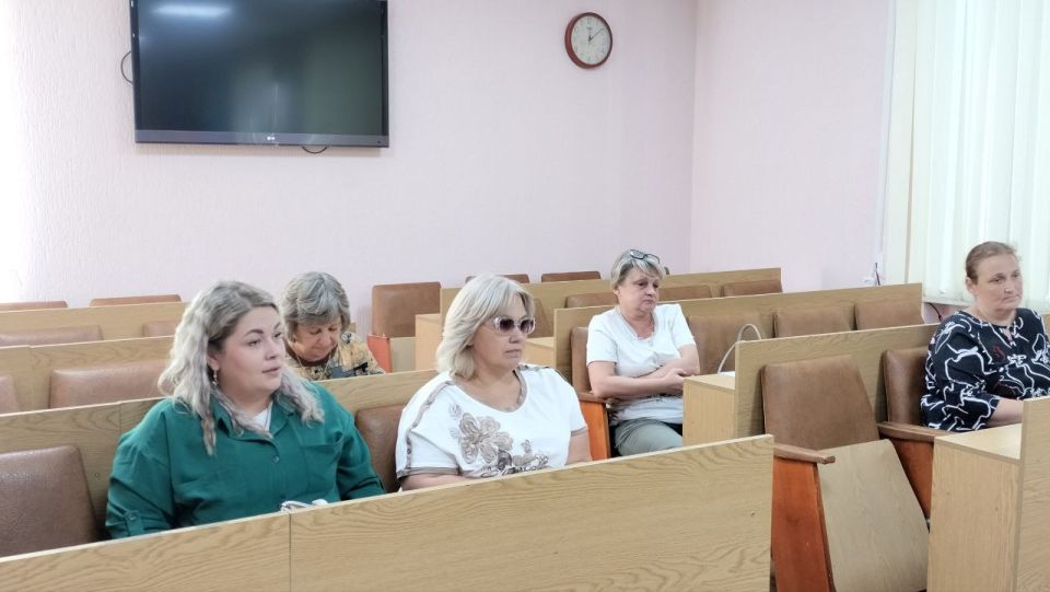 Андрей Рубанцов: В Администрации городского округа город Ровеньки состоялось очередное заседание Рабочей группы (штаб) по вопросу подготовки жилищного фонда, объектов теплоснабжения и социальной сферы муниципального... Андрей Рубанцов: В Администрации городского округа город Ровеньки состоялось очередное заседание Рабочей группы (штаб) по вопросу подготовки жилищного фонда, объектов теплоснабжения и социальной сферы муниципального...