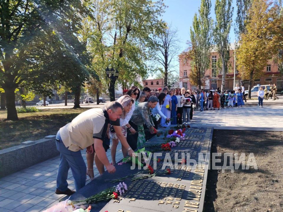 Стахановчане отметили День освобождения города Стахановчане отметили День освобождения города