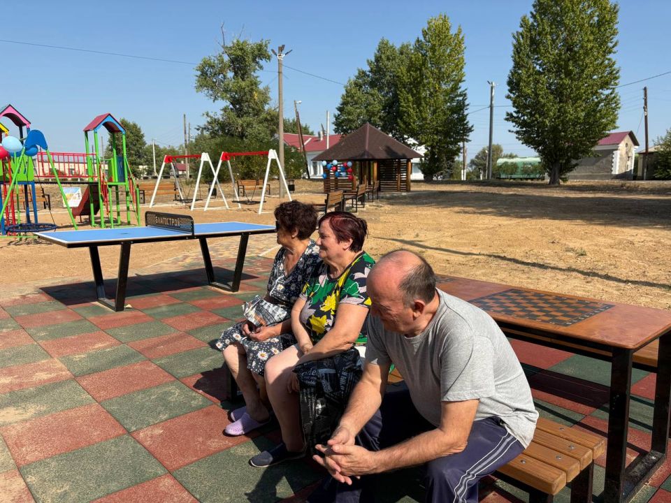 Альберт Зинченко: 2 сентября Первый заместитель руководителя Администрации Главы Луганской Народной Республики Анна Рослякова посетила с рабочим визитом Станично-Луганский муниципальный округ Альберт Зинченко: 2 сентября Первый заместитель руководителя Администрации Главы Луганской Народной Республики Анна Рослякова посетила с рабочим визитом Станично-Луганский муниципальный округ