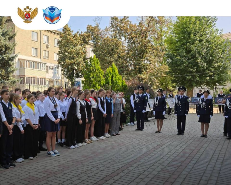 Первый замминистра просвещения России посетил Луганскую Народную Республику Первый замминистра просвещения России посетил Луганскую Народную Республику