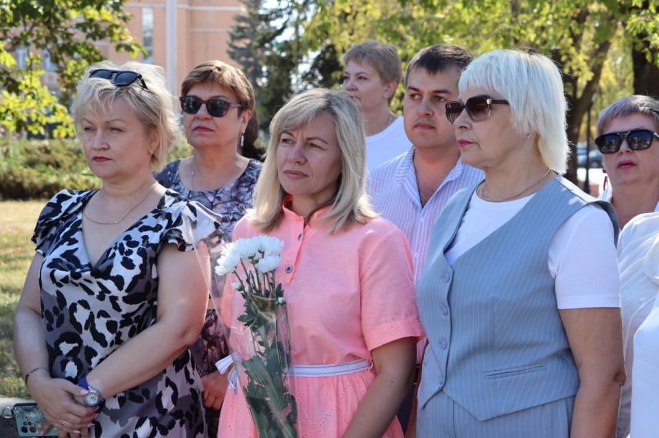 В Стаханове почтили память освободителей города от фашистских захватчиков В Стаханове почтили память освободителей города от фашистских захватчиков