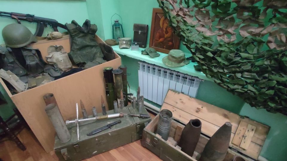 В Белореченском доме культуры состоялся час мужества «С чего начинается Родина?» В Белореченском доме культуры состоялся час мужества «С чего начинается Родина?»