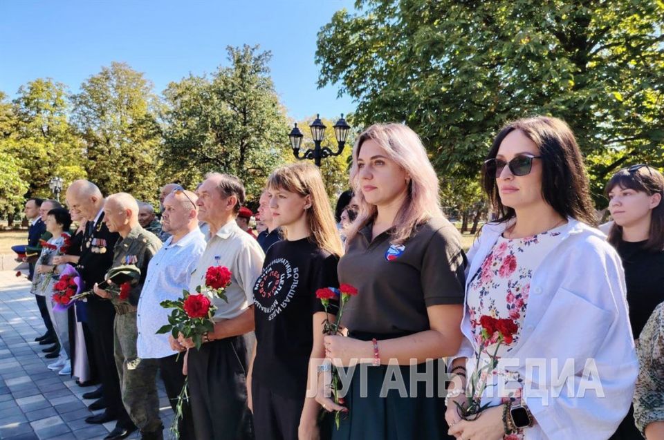 Стахановчане отметили День освобождения города Стахановчане отметили День освобождения города