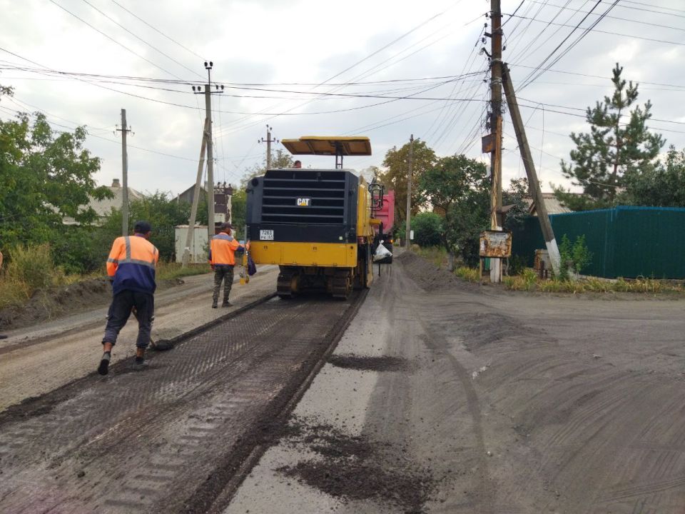 Андрей Рубанцов: Масштабный ремонт дорог начался в Ровеньках! Андрей Рубанцов: Масштабный ремонт дорог начался в Ровеньках!