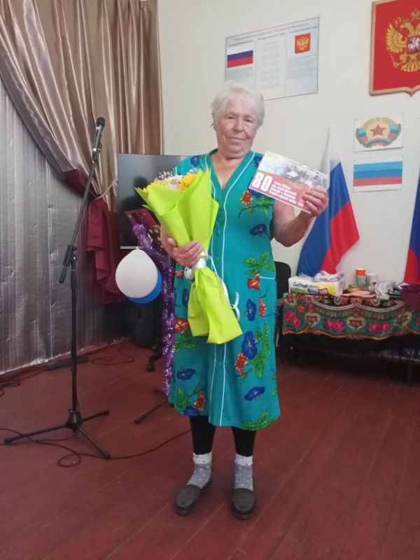 В честь знаменательной даты для нашей страны – 80-летия Победы над милитаристской Японией и окончания Второй мировой войны в сентябре 1945 года, в Троицком муниципальном округе состоялось вручение именных писем от Президента... В честь знаменательной даты для нашей страны – 80-летия Победы над милитаристской Японией и окончания Второй мировой войны в сентябре 1945 года, в Троицком муниципальном округе состоялось вручение именных писем от Президента...