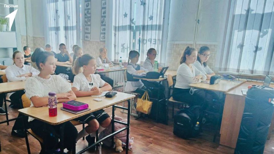 Первые за мир и безопасность Первые за мир и безопасность