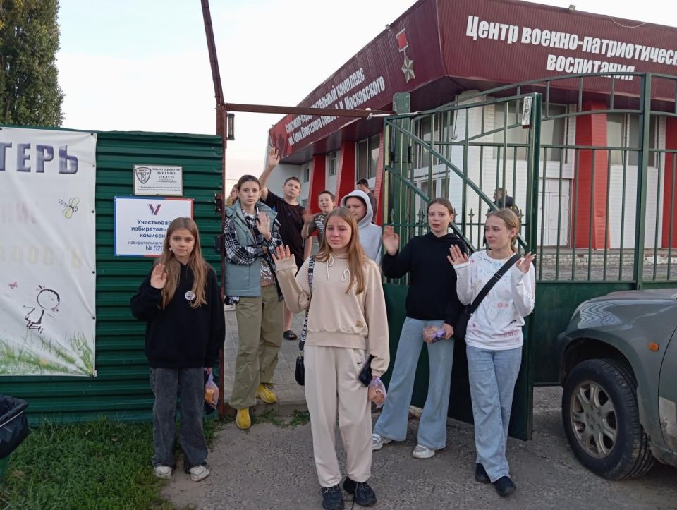 В тамбовском лагере «Сокол» проводили ребят из Новоайдара и отметили, что ждут вновь в следующем году В тамбовском лагере «Сокол» проводили ребят из Новоайдара и отметили, что ждут вновь в следующем году