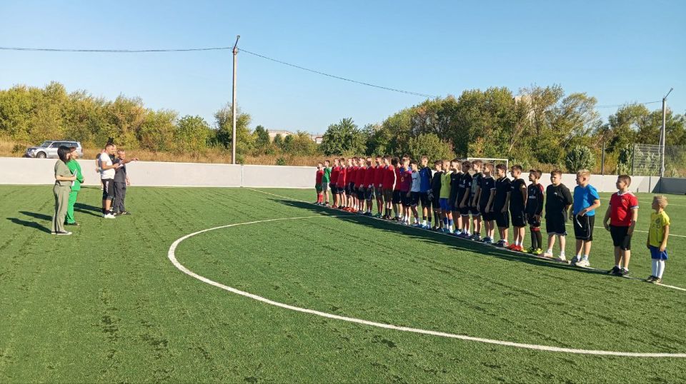 Сила команды и воля к победе: в Красном Луче завершился спортивный марафон «Сила России» Сила команды и воля к победе: в Красном Луче завершился спортивный марафон «Сила России»