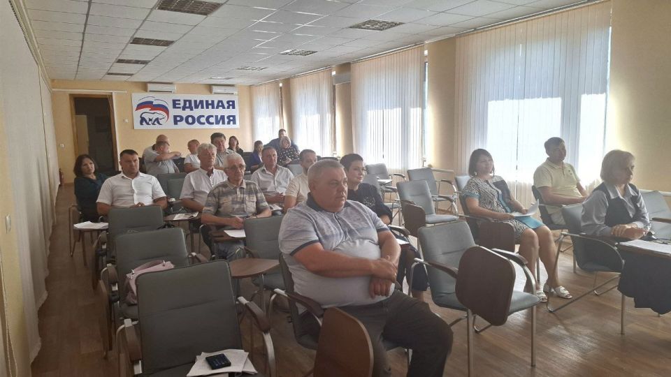 04 сентября в Совете городского округа город Красный Луч состоялся депутатский час 04 сентября в Совете городского округа город Красный Луч состоялся депутатский час