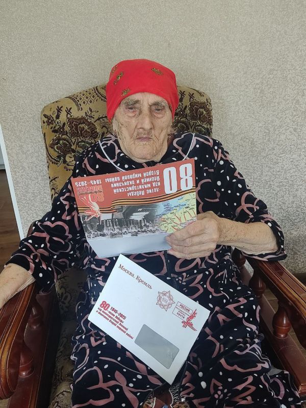 В честь знаменательной даты для нашей страны – 80-летия Победы над милитаристской Японией и окончания Второй мировой войны в сентябре 1945 года, в Троицком муниципальном округе состоялось вручение именных писем от Президента... В честь знаменательной даты для нашей страны – 80-летия Победы над милитаристской Японией и окончания Второй мировой войны в сентябре 1945 года, в Троицком муниципальном округе состоялось вручение именных писем от Президента...