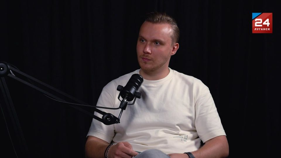 С компьютерами на «Ты». В гостях подкаста «Диалог» – IT-специалист Анатолий Улинкин С компьютерами на «Ты». В гостях подкаста «Диалог» – IT-специалист Анатолий Улинкин